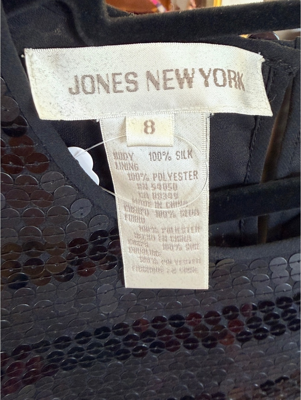 Jones New York Black Sequin Sleeveless Party Top 100% Silk - Picture 3 of 3